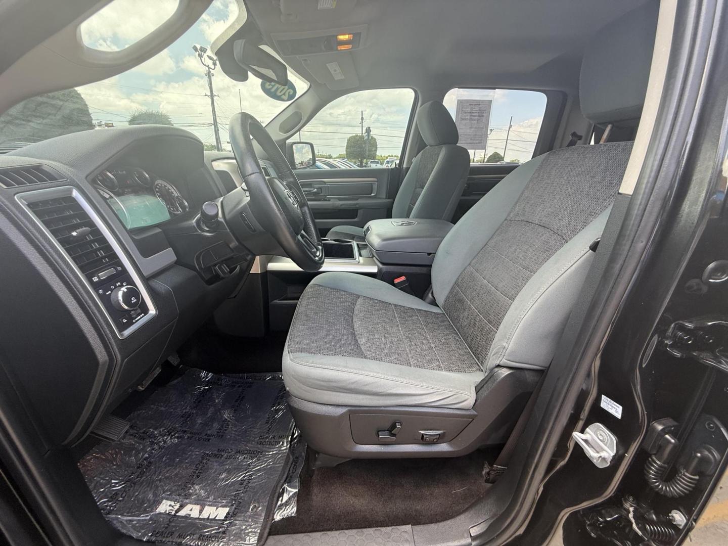 ram ram 1500 pickup 2015 1C6RR6LT0FS634600 image ram ram 1500 pickup 2015 1C6RR6LT0FS634600 image